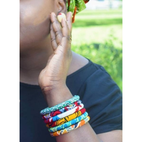 AFRICAN FABRIC BANGLE (SET OF 3) - Picture 4 of 7
